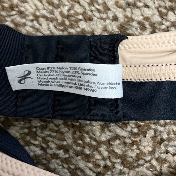NWT Lively medium bra - Picture 5 of 5